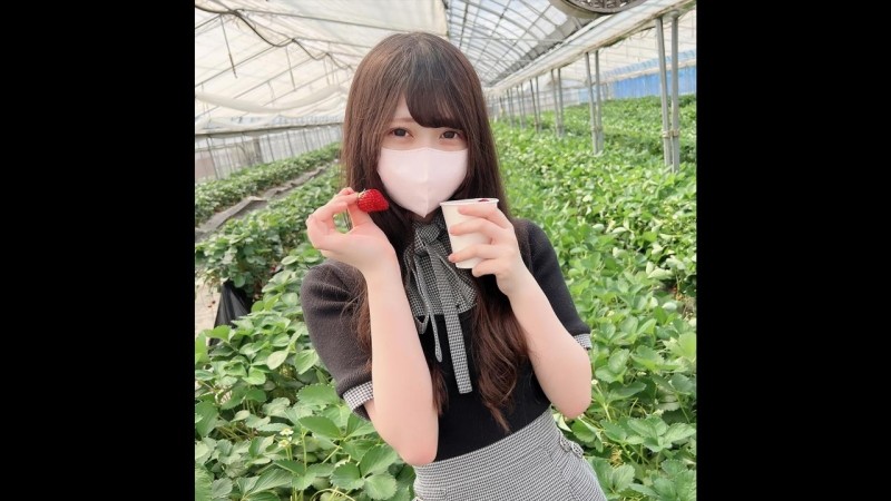 FC2-PPV-4499303 - First photoshoot and face showing!  - Limited to 3 days!  - !  - We were supposed to just go strawberry picking and have a sweet and relaxing time, but now... She has a meltingly cute smile ◯ Specialty ◯ Outdoor oral ejaculation & 2n