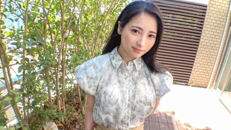 SIRO-5181 - [Takamine no Hana] A neat and clean beauty who welcomes her third dick in her life!  - Even though she had only experienced normal sex, she was wanted so intensely that she squirted and screamed!  - [First shoot] AV application online → AV exp